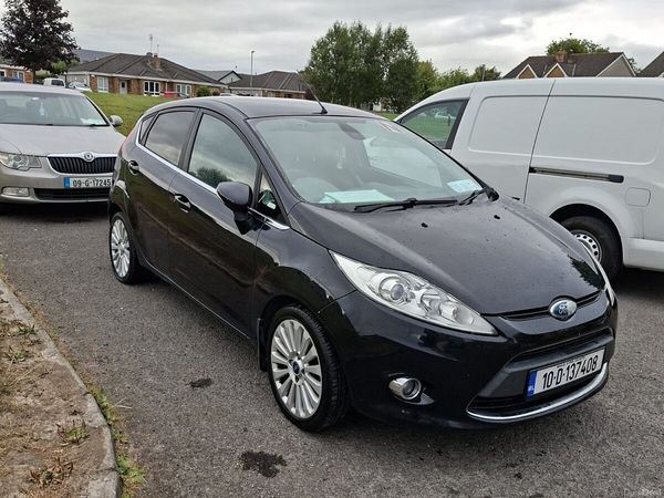 Ford Fiesta Hatchback, Petrol, 2010, Black