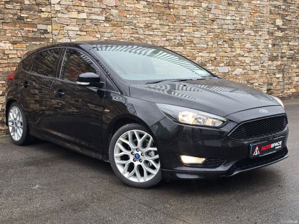 Ford Focus Hatchback, Diesel, 2017, Black