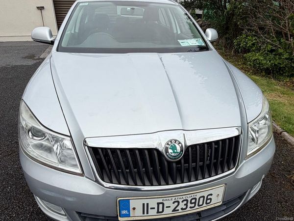 Skoda Octavia Saloon, Diesel, 2011, Silver