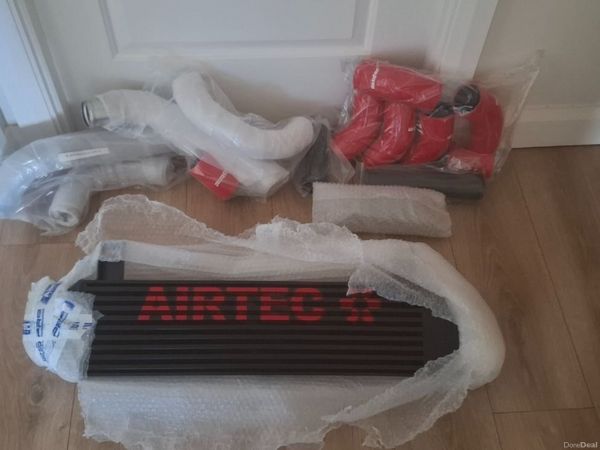 Peugeot 208 Hatchback, Petrol, 2014, Red