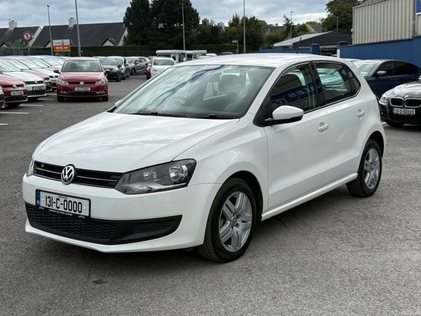 Volkswagen Polo Hatchback, Petrol, 2012, White