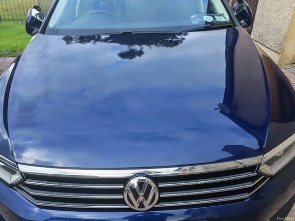 Volkswagen Passat Saloon, Diesel, 2018, Blue