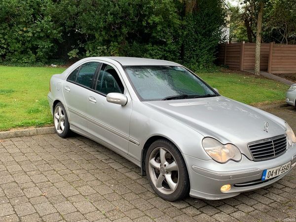 Mercedes-Benz C-Class Saloon, Diesel, 2004, Silver