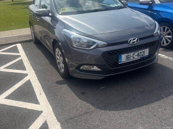 Hyundai i20 Hatchback, Petrol, 2016, Grey