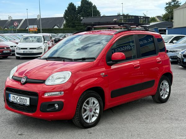 Fiat 500 Hatchback, Petrol, 2017, Red