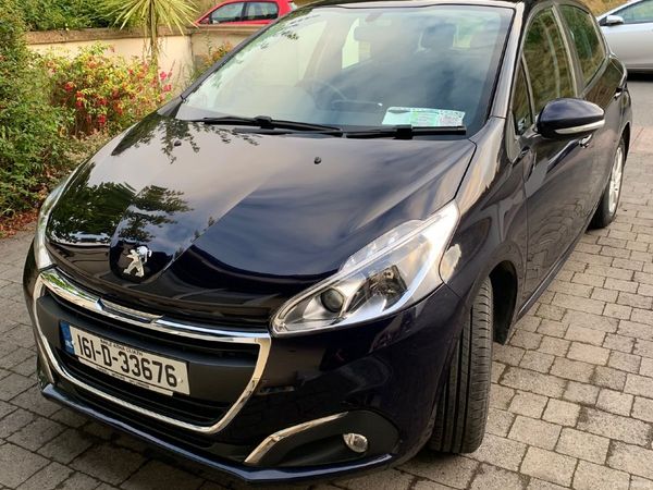 Peugeot 208 Hatchback, Petrol, 2016, Blue