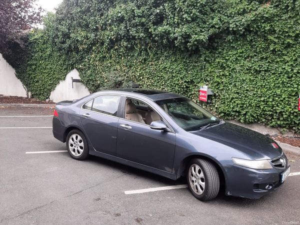Honda Accord Saloon, Petrol, 2006, Grey