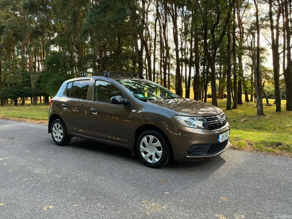 Dacia Sandero Hatchback, Petrol, 2021, Brown
