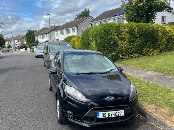 Ford Fiesta Hatchback, Petrol, 2009, Black