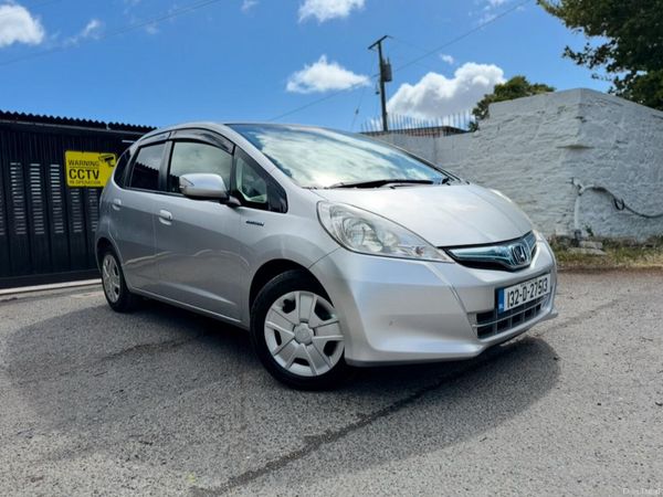 Honda Fit Hatchback, Petrol Hybrid, 2013, Silver