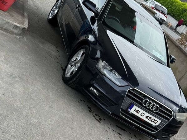 Audi A4 Saloon, Diesel, 2014, Blue