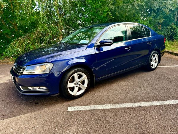 Volkswagen Passat Saloon, Diesel, 2014, Blue