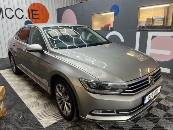 Volkswagen Passat Saloon, Petrol, 2016, Grey
