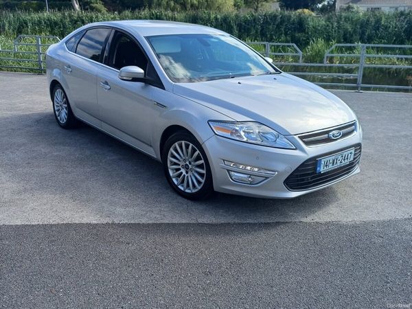 Ford Mondeo Hatchback, Diesel, 2014, Silver