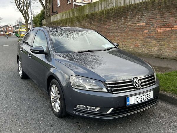 Volkswagen Passat Saloon, Diesel, 2011, Grey