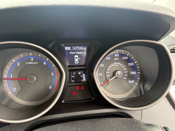 Hyundai i30 Hatchback, Diesel, 2013, White