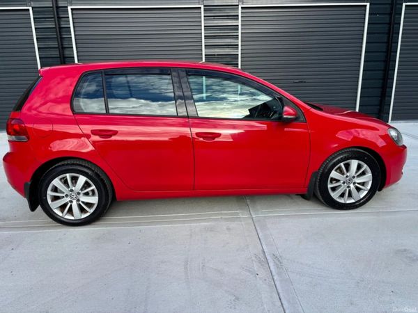 Volkswagen Golf Hatchback, Diesel, 2011, Red