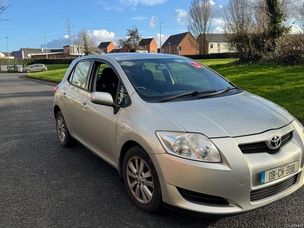 Toyota Auris Hatchback, Petrol, 2008, Silver