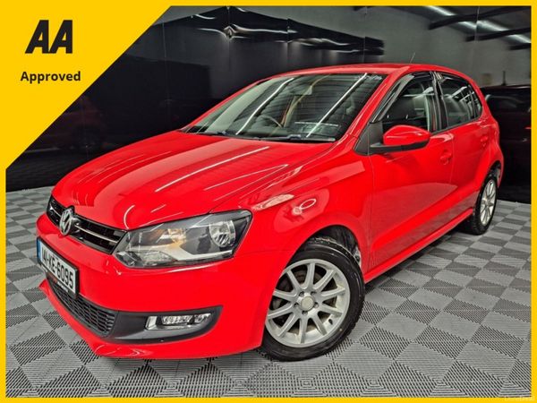 Volkswagen Polo Hatchback, Petrol, 2014, Red