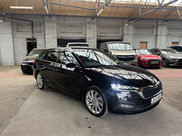 Skoda Octavia Estate, Diesel, 2023, Black