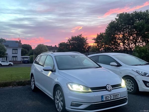 Volkswagen Golf Estate, Petrol, 2018, White