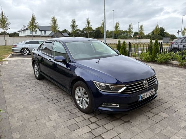 Volkswagen Passat Saloon, Diesel, 2018, Blue