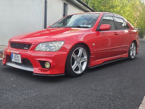 Toyota Altezza Saloon, Petrol, 2002, Red