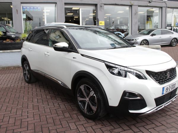 Peugeot 5008 MPV, Diesel, 2019, White