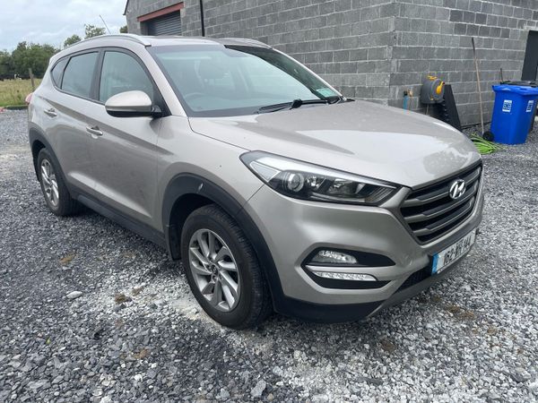Hyundai Tucson SUV, Diesel, 2016, White