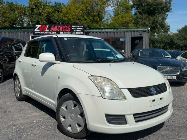 Suzuki Swift Hatchback, Petrol, 2009, White