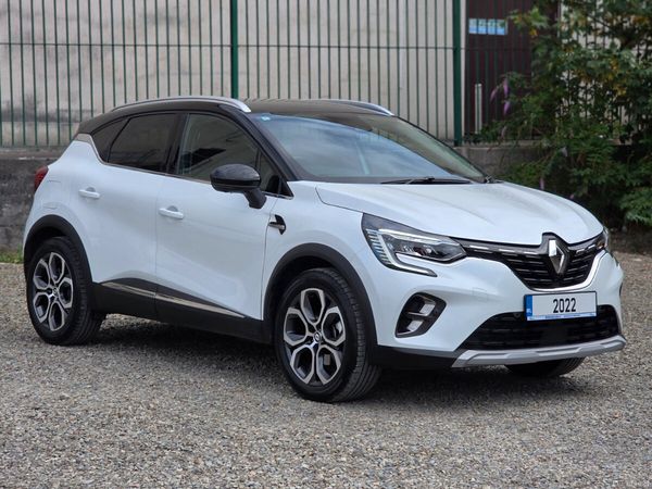 Renault Captur SUV, Petrol Hybrid, 2022, White