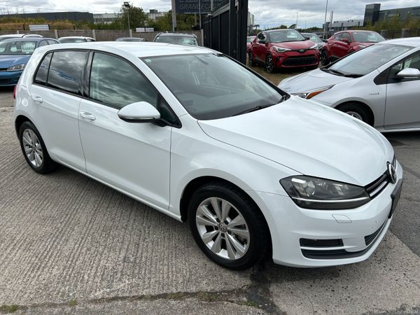 Volkswagen Golf Hatchback, Petrol, 2015, White
