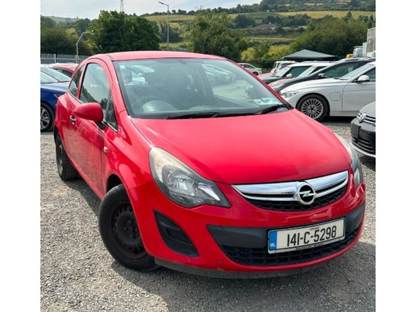 Opel Corsa Hatchback, Petrol, 2014, Red