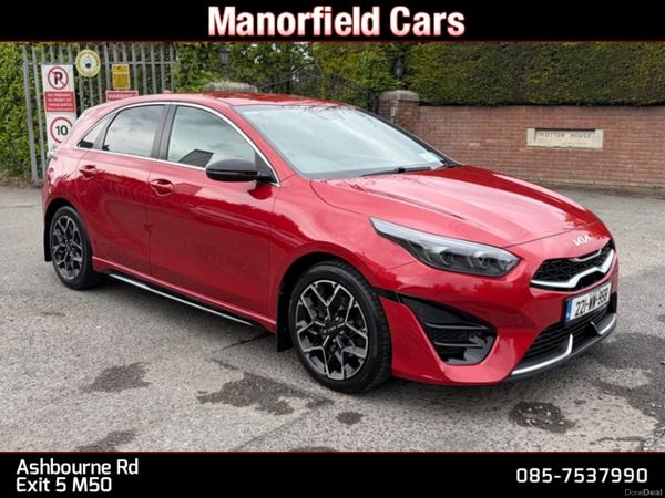 Kia Ceed Hatchback, Petrol, 2022, Red