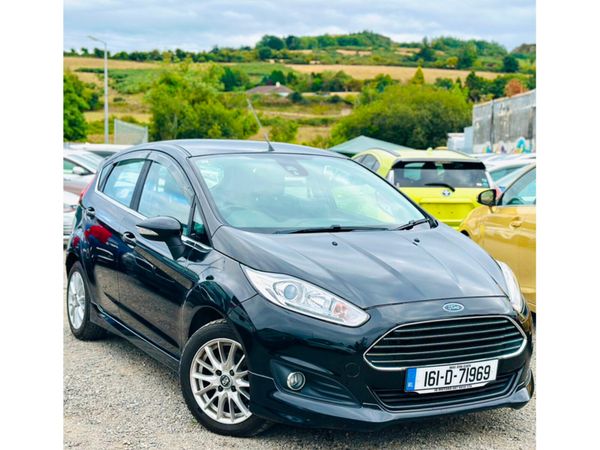 Ford Fiesta Hatchback, Petrol, 2016, Black