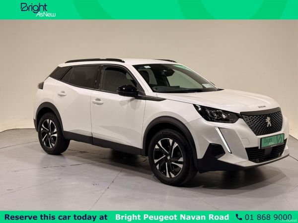 Peugeot 2008 MPV, Petrol, 2023, White