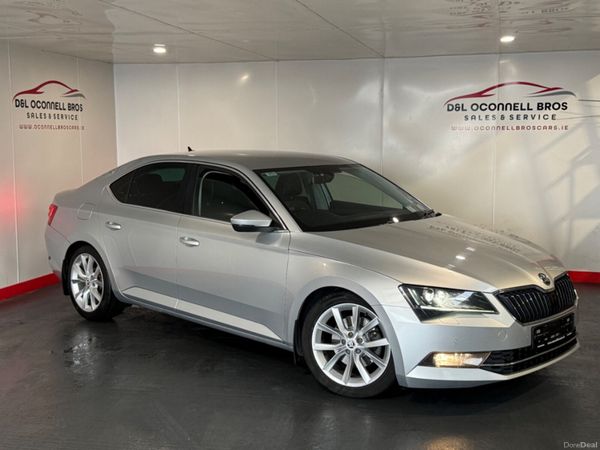 Skoda Superb Hatchback, Diesel, 2016, Silver