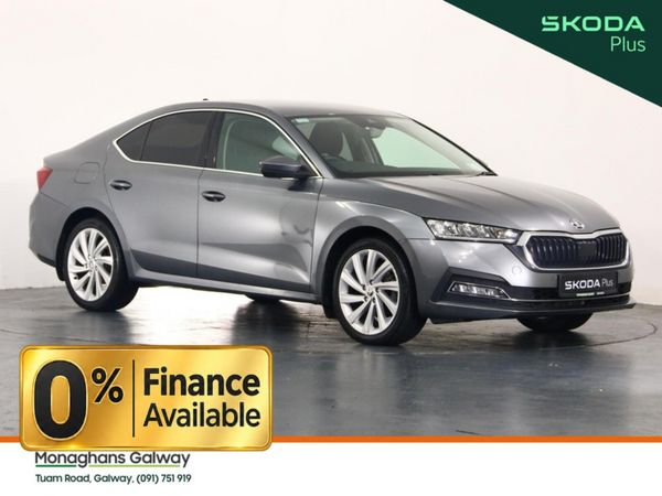 Skoda Octavia Hatchback, Diesel, 2024, Grey