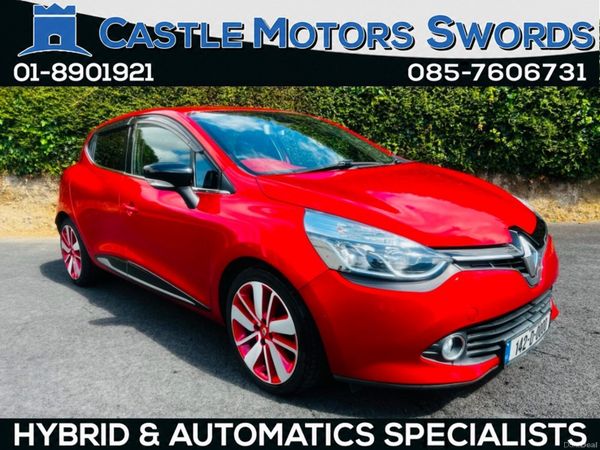 Renault Clio Hatchback, Petrol, 2014, Red