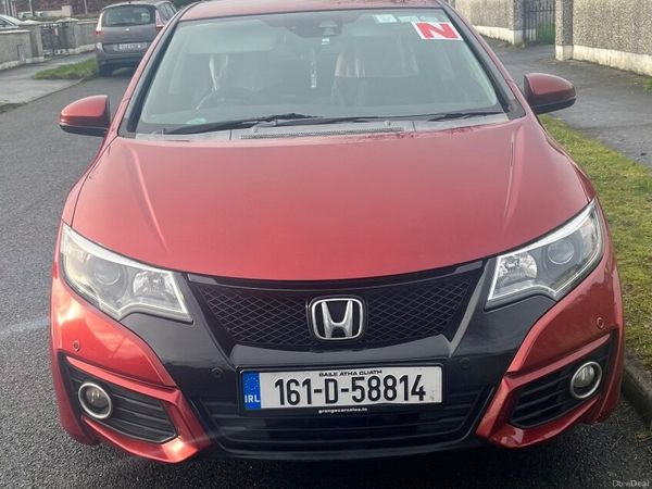 Honda Civic Hatchback, Diesel, 2016, Red