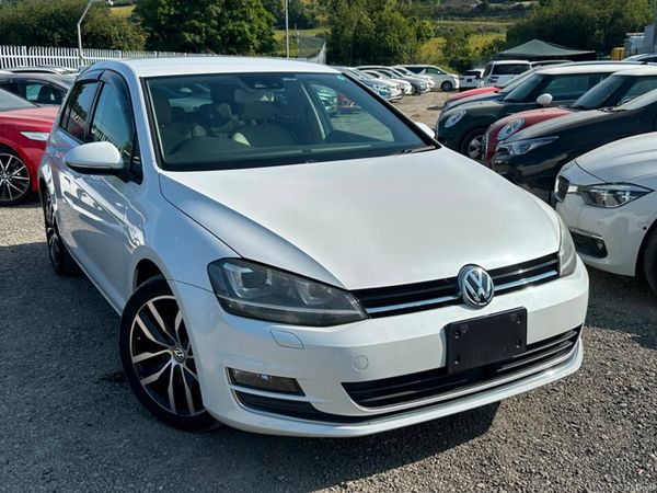 Volkswagen Golf Hatchback, Petrol, 2013, White
