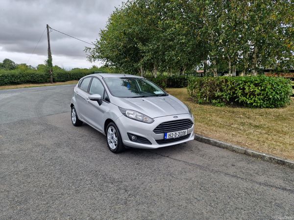 Ford Fiesta Hatchback, Petrol, 2015, Silver