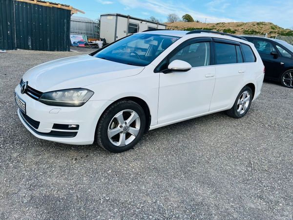 Volkswagen Golf Hatchback, Petrol, 2014, White
