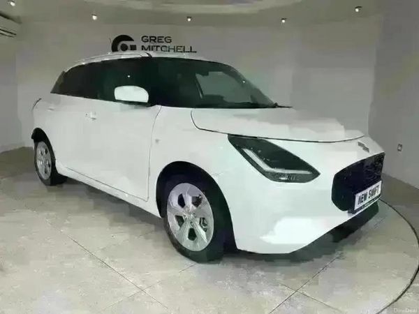 Suzuki Swift Hatchback, Petrol Hybrid, 2025, White