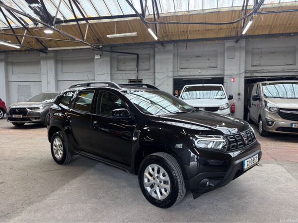 Dacia Duster SUV, Petrol, 2022, Black