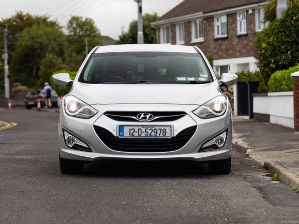 Hyundai i40 Saloon, Diesel, 2012, Silver