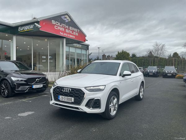 Audi Q5 SUV, Petrol Hybrid, 2023, White