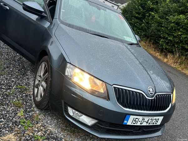 Skoda Octavia Hatchback, Diesel, 2015, Grey