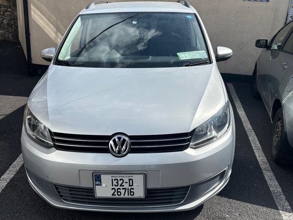 Volkswagen Touran MPV, Petrol, 2013, Silver