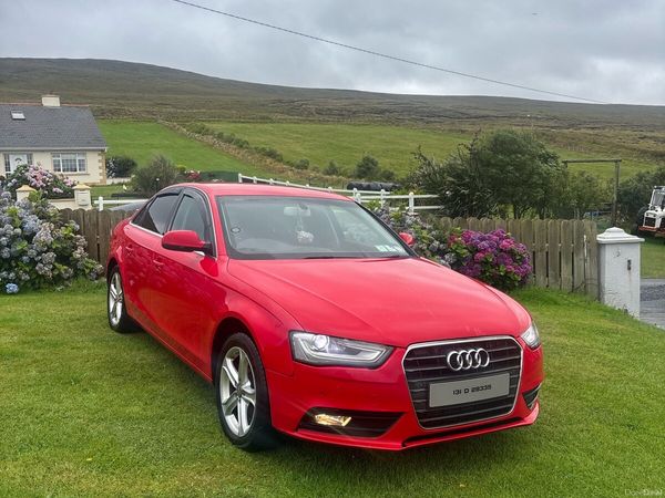 Audi A4 Saloon, Diesel, 2013, Red